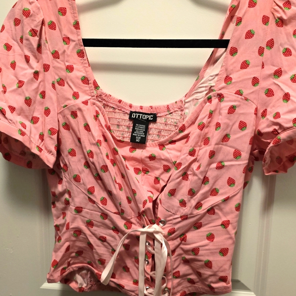 Hottopic Crop top